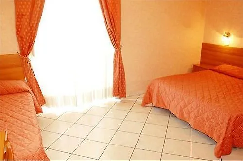 Clarin Otel 2*