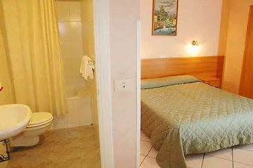 Otel Clarin Roma