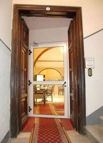 Otel Clarin 2*