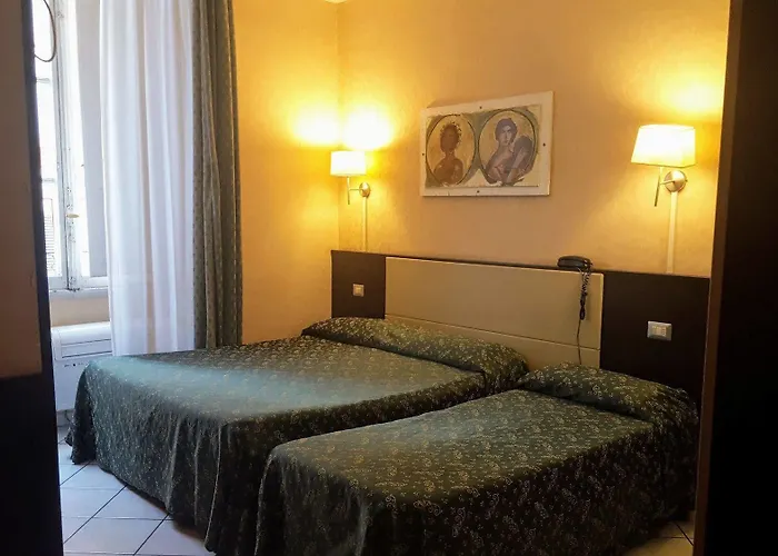 Clarin Hotel 2*